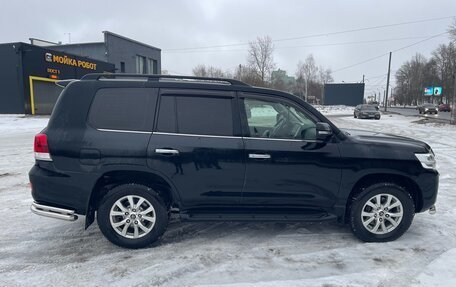 Toyota Land Cruiser 200, 2018 год, 7 600 000 рублей, 3 фотография