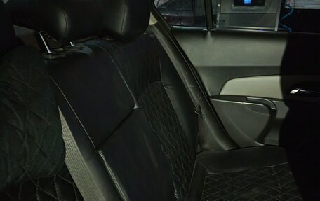 Chevrolet Cruze II, 2011 год, 750 000 рублей, 8 фотография