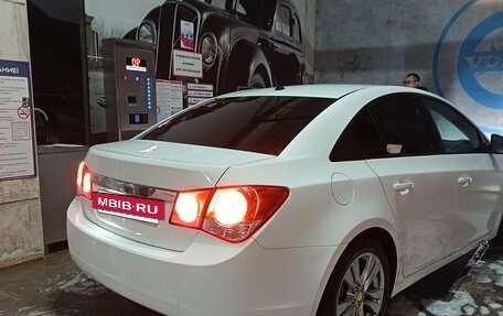 Chevrolet Cruze II, 2011 год, 750 000 рублей, 4 фотография