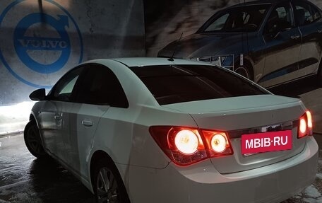 Chevrolet Cruze II, 2011 год, 750 000 рублей, 3 фотография