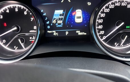 Toyota Camry, 2019 год, 3 380 000 рублей, 9 фотография