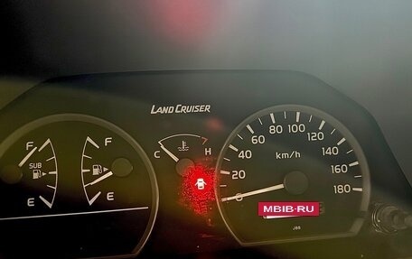 Toyota Land Cruiser 70, 2012 год, 8 900 000 рублей, 7 фотография