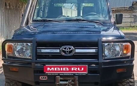 Toyota Land Cruiser 70, 2012 год, 8 900 000 рублей, 3 фотография