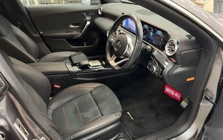 Mercedes-Benz CLA, 2021 год, 2 333 000 рублей, 3 фотография