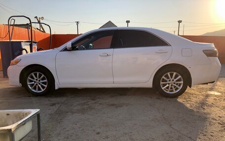 Toyota Camry, 2010 год, 890 000 рублей, 11 фотография