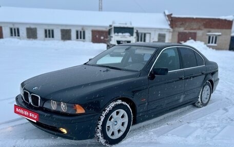 BMW 5 серия, 2001 год, 850 000 рублей, 2 фотография