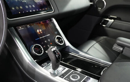 Land Rover Range Rover Sport II, 2022 год, 8 900 000 рублей, 12 фотография