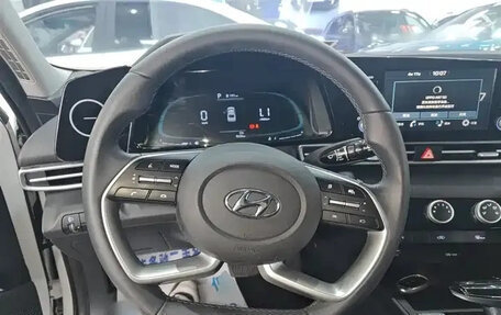 Hyundai Elantra, 2025 год, 1 790 000 рублей, 10 фотография