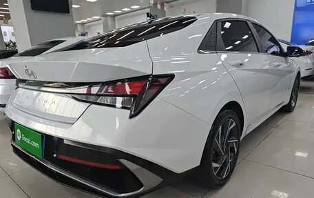 Hyundai Elantra, 2025 год, 1 790 000 рублей, 6 фотография