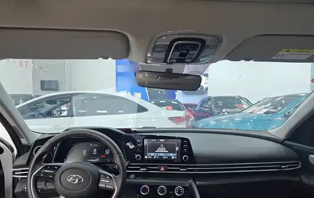 Hyundai Elantra, 2025 год, 1 790 000 рублей, 9 фотография