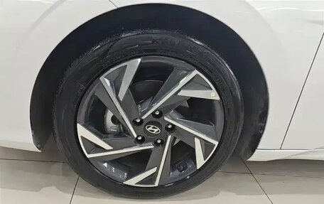 Hyundai Elantra, 2025 год, 1 790 000 рублей, 22 фотография