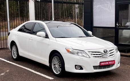 Toyota Camry, 2010 год, 1 109 000 рублей, 1 фотография