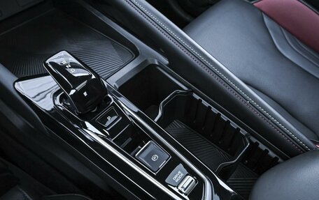 Geely Coolray I, 2023 год, 2 147 000 рублей, 13 фотография