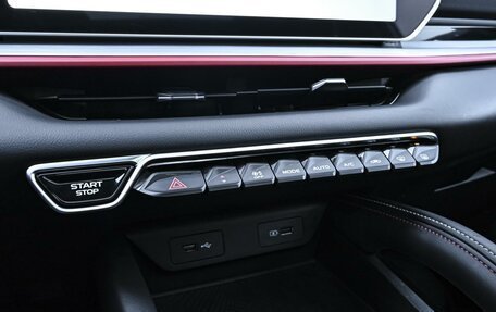 Geely Coolray I, 2023 год, 2 147 000 рублей, 17 фотография