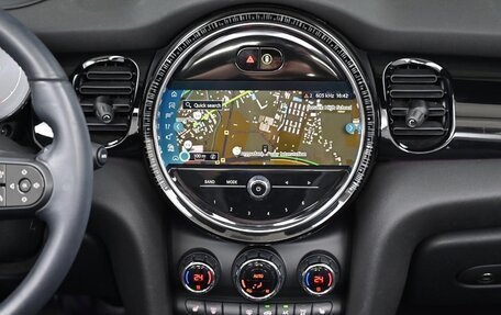 MINI Cabrio, 2022 год, 2 200 000 рублей, 15 фотография