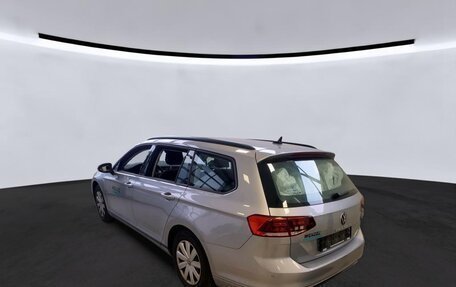 Volkswagen Passat B8 рестайлинг, 2022 год, 2 092 000 рублей, 2 фотография