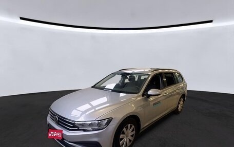 Volkswagen Passat B8 рестайлинг, 2022 год, 2 092 000 рублей, 1 фотография