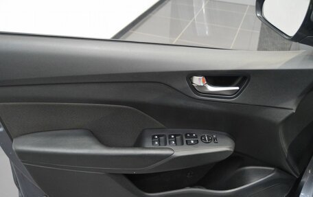 Hyundai Solaris II рестайлинг, 2019 год, 1 235 000 рублей, 15 фотография