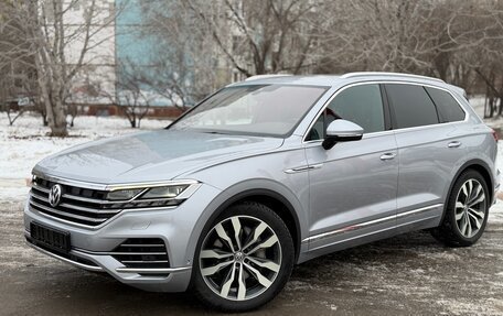 Volkswagen Touareg III, 2018 год, 5 350 000 рублей, 3 фотография