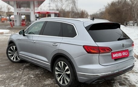 Volkswagen Touareg III, 2018 год, 5 350 000 рублей, 8 фотография