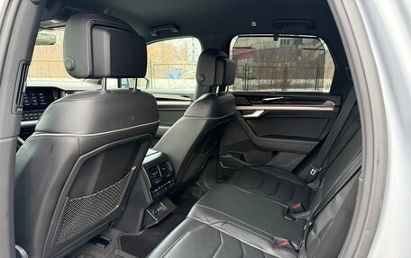 Volkswagen Touareg III, 2018 год, 5 350 000 рублей, 23 фотография