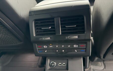 Volkswagen Touareg III, 2018 год, 5 350 000 рублей, 27 фотография