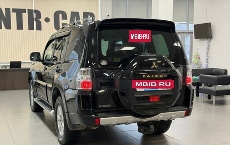 Mitsubishi Pajero IV, 2015 год, 2 590 000 рублей, 3 фотография