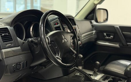 Mitsubishi Pajero IV, 2015 год, 2 590 000 рублей, 9 фотография