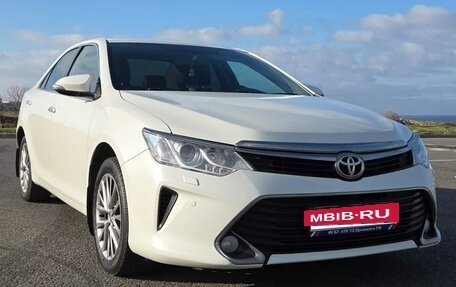 Toyota Camry, 2016 год, 2 100 000 рублей, 2 фотография