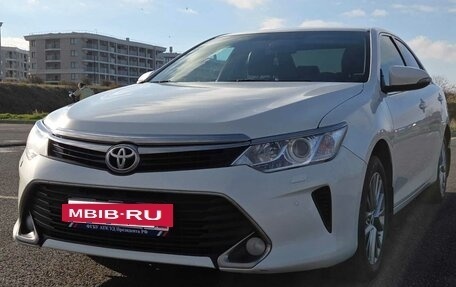 Toyota Camry, 2016 год, 2 100 000 рублей, 5 фотография