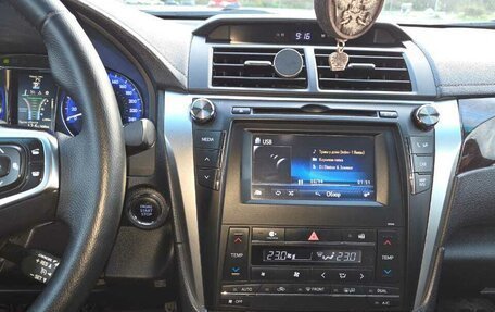 Toyota Camry, 2016 год, 2 100 000 рублей, 16 фотография