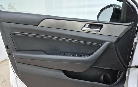 Hyundai Sonata VII, 2019 год, 2 400 000 рублей, 7 фотография