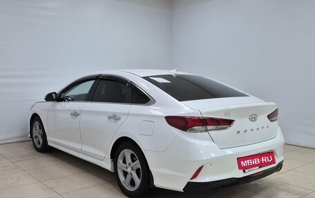 Hyundai Sonata VII, 2019 год, 2 400 000 рублей, 6 фотография