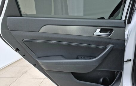 Hyundai Sonata VII, 2019 год, 2 400 000 рублей, 14 фотография