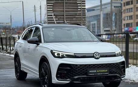 Volkswagen Tiguan, 2025 год, 5 000 000 рублей, 1 фотография