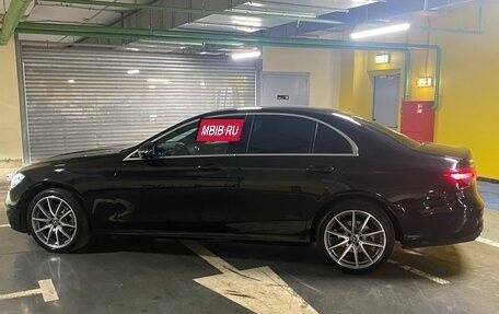 Mercedes-Benz E-Класс, 2021 год, 5 950 000 рублей, 3 фотография