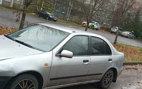 Nissan Almera, 2000 год, 150 000 рублей, 3 фотография