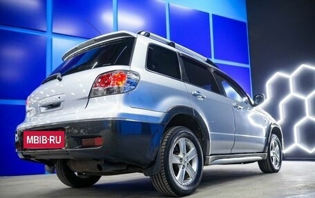 Mitsubishi Outlander III рестайлинг 3, 2005 год, 650 000 рублей, 23 фотография