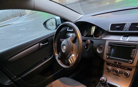 Volkswagen Passat B7, 2012 год, 950 000 рублей, 14 фотография