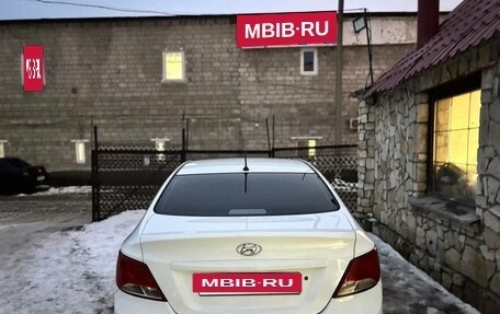 Hyundai Solaris II рестайлинг, 2016 год, 695 000 рублей, 7 фотография