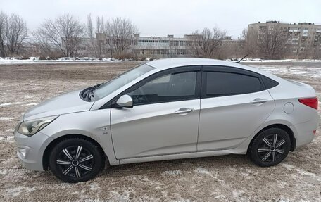 Hyundai Solaris II рестайлинг, 2016 год, 810 000 рублей, 4 фотография