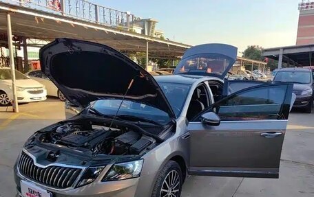 Skoda Octavia, 2018 год, 1 450 500 рублей, 3 фотография