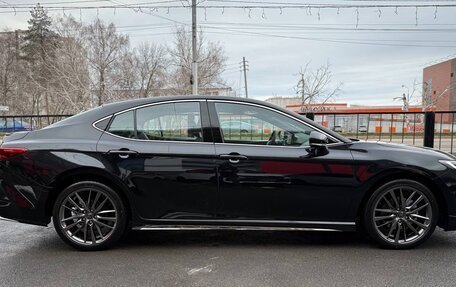 Toyota Camry, 2025 год, 4 500 000 рублей, 2 фотография