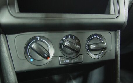 Volkswagen Polo VI (EU Market), 2015 год, 987 000 рублей, 13 фотография