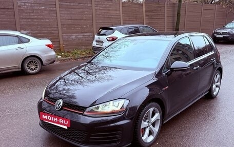 Volkswagen Golf GTI VII, 2014 год, 2 300 000 рублей, 2 фотография