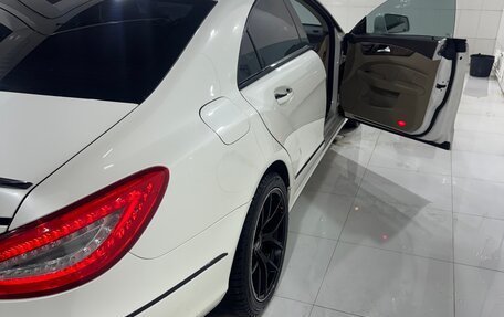 Mercedes-Benz CLS, 2012 год, 1 950 000 рублей, 4 фотография