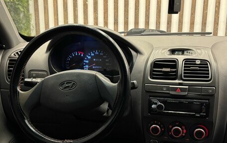 Hyundai Accent II, 2007 год, 295 000 рублей, 10 фотография