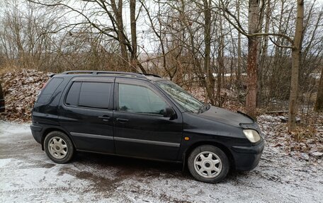 Toyota Raum I, 2000 год, 310 000 рублей, 1 фотография