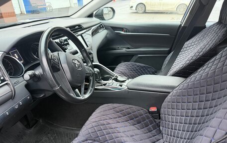 Toyota Camry, 2019 год, 3 199 000 рублей, 10 фотография