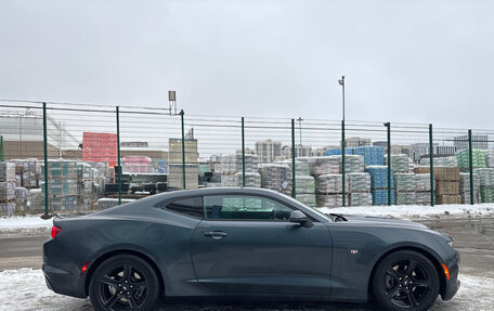 Chevrolet Camaro VI, 2022 год, 3 300 000 рублей, 5 фотография